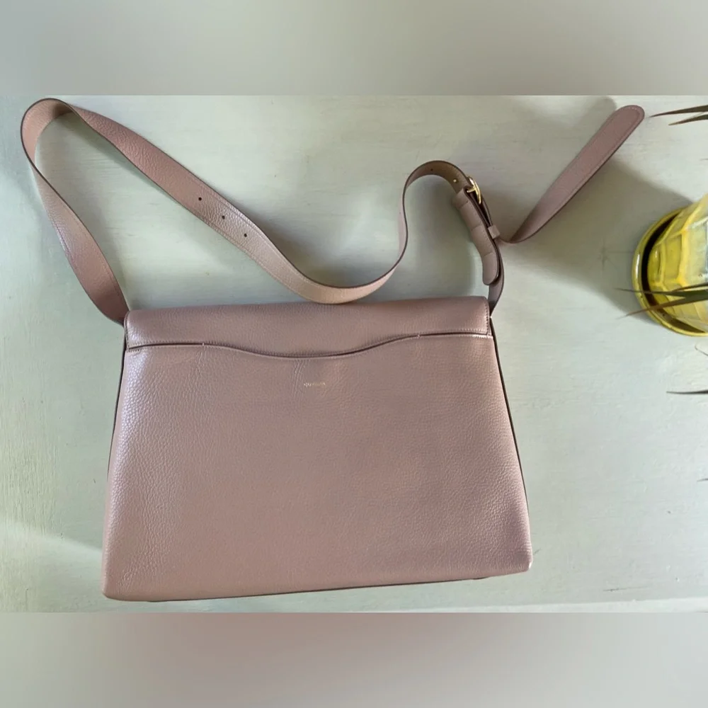 NWT Cuyana Messenger Bag in Soft Rose Pebbled Leather 13